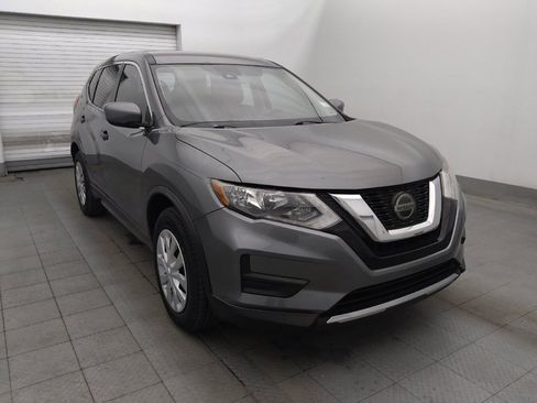 Used 2020 Nissan Rogue S FWD image 13