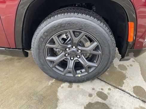 New 2026 Jeep Grand Wagoneer L Limited w/ Premium Group II image 10