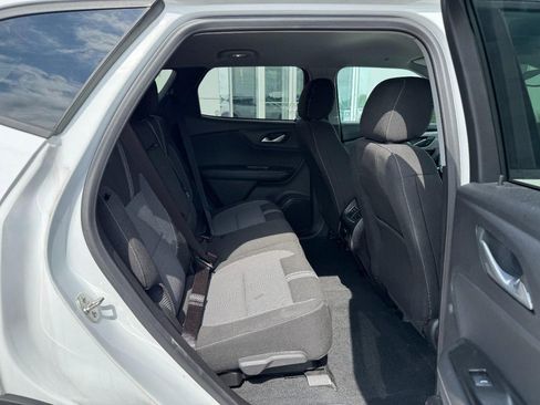 Used 2024 Chevrolet Blazer LT w/ Convenience Package FWD image 13