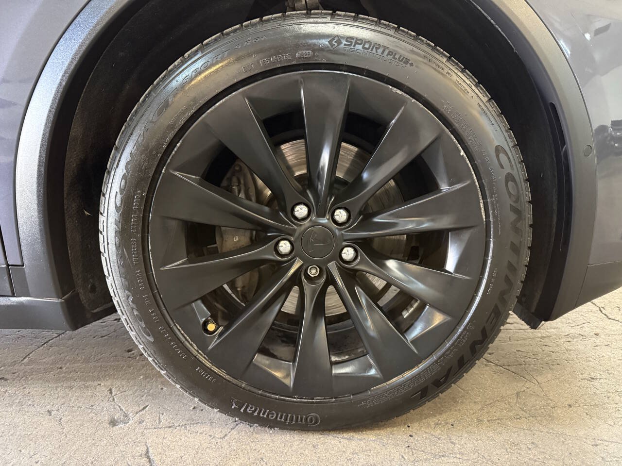 Used 2020 Tesla Model X Long Range AWD/4WD image 32