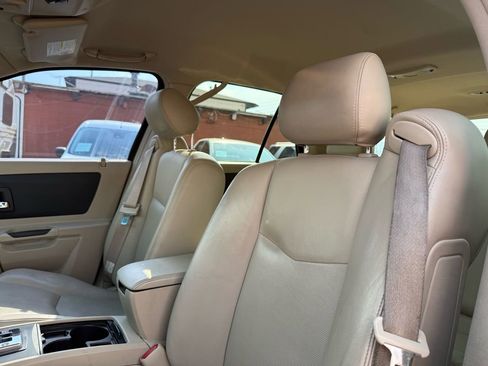 Used 2004 Cadillac SRX image 11