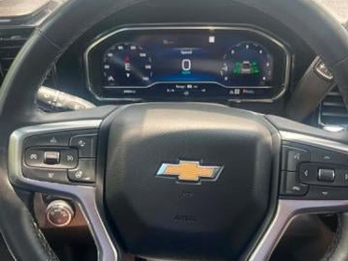 Used 2023 Chevrolet Silverado 1500 LT AWD/4WD image 11