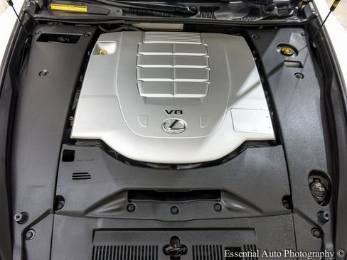 Used 2014 Lexus LS 460 AWD image 28