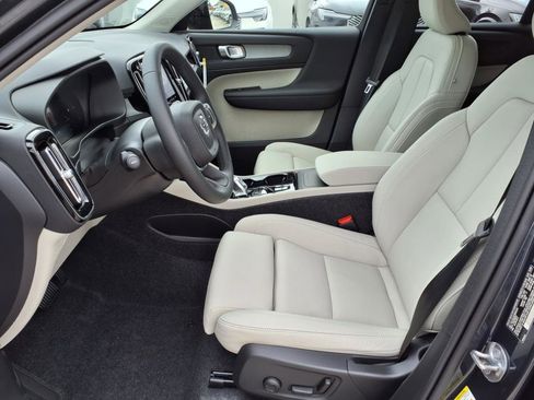 New 2026 Volvo XC40 B5 Plus w/ Protection Package Premier image 13