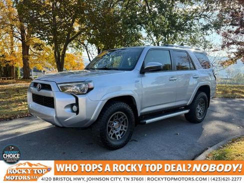Used 2019 Toyota 4Runner SR5 image 1