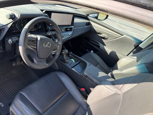 Used 2023 Lexus ES 350 w/ Premium Package FWD image 8