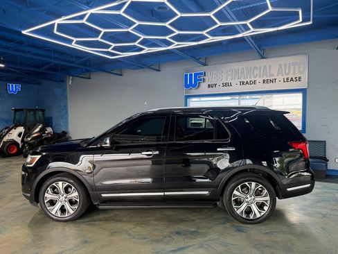 Used 2019 Ford Explorer Platinum AWD/4WD image 11