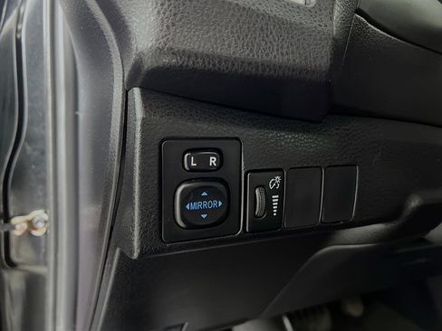 Used 2015 Toyota Corolla S FWD image 10