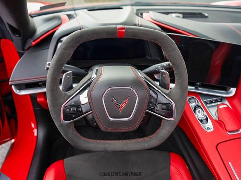 Used 2021 Chevrolet Corvette Stingray Convertible 3LT Z51 w/ Z51 Performance Package image 33