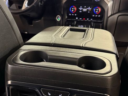 Used 2020 Chevrolet Silverado 2500 LTZ w/ LTZ Convenience Package image 28