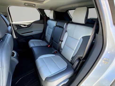 Used 2019 Chevrolet Blazer LT w/ Sun and Wheels Package FWD image 22