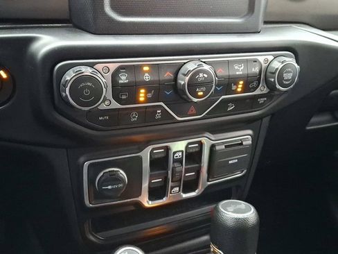 Certified 2020 Jeep Wrangler Unlimited Sport image 18