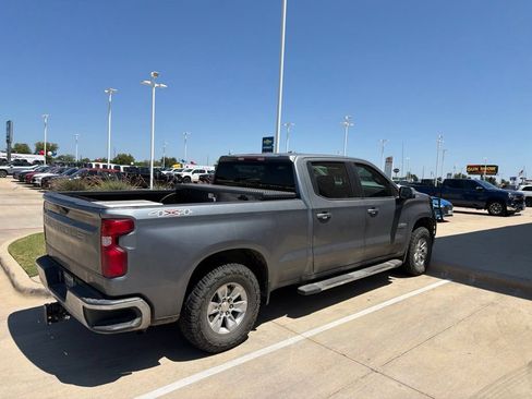Used 2019 Chevrolet Silverado 1500 LT w/ Texas Edition AWD/4WD image 2