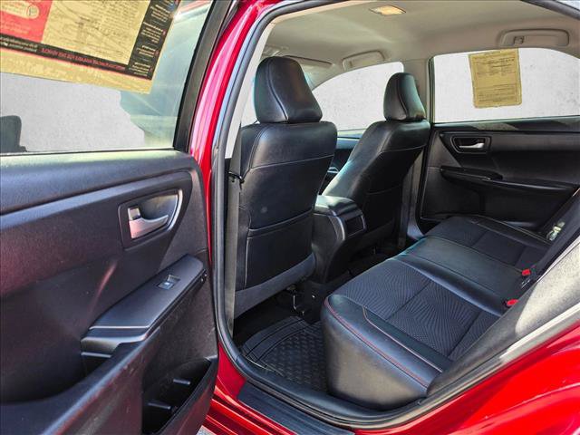 Used 2016 Toyota Camry SE FWD image 14