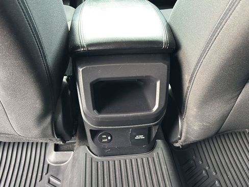 Used 2024 Ford Ranger XLT w/ Equipment Group 301A High AWD/4WD image 18