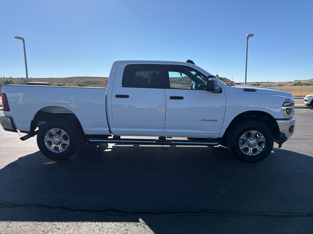 Certified 2025 RAM 2500 Big Horn AWD/4WD image 4