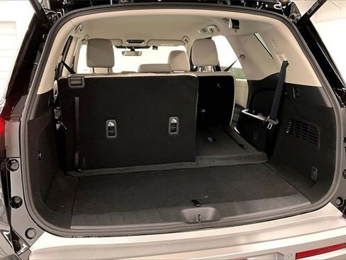 New 2025 Nissan Pathfinder SL w/ Lighting Package (N92) image 38