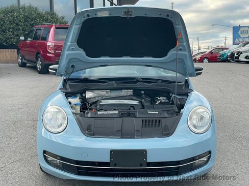 Used 2013 Volkswagen Beetle Turbo 60's Edition image 27