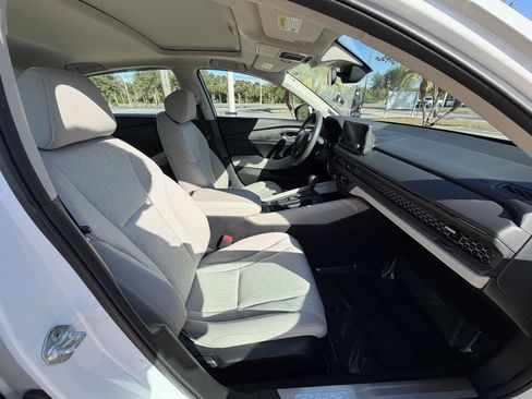 Used 2023 Honda Accord EX image 32