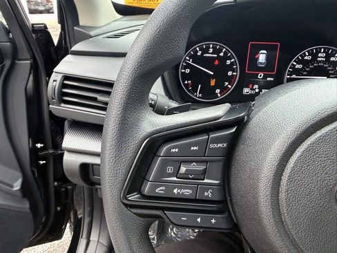 Certified 2025 Subaru Crosstrek 2.5i Premium image 14