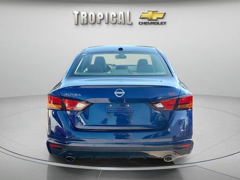 Used 2024 Nissan Altima 2.5 SR FWD image 4