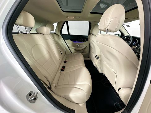 Used 2022 Mercedes-Benz GLC 300 image 26