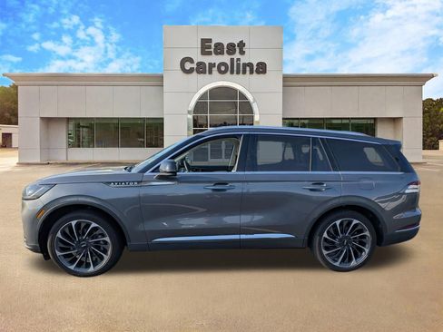 Used 2025 Lincoln Aviator Reserve w/ Equipment Group 201A AWD/4WD image 6