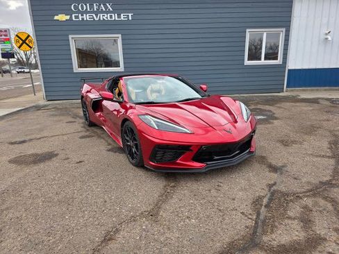 Used 2023 Chevrolet Corvette Stingray Premium Cpe w/ Body-Color Dual Roof Package image 9