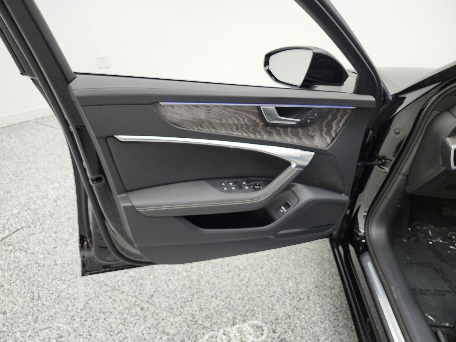 Used 2024 Audi A6 Premium Plus w/ Premium Plus Package AWD/4WD image 15