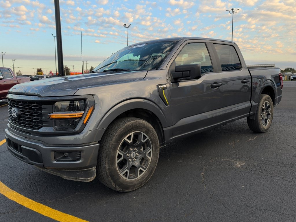 Used 2024 Ford F150 STX RWD image 3