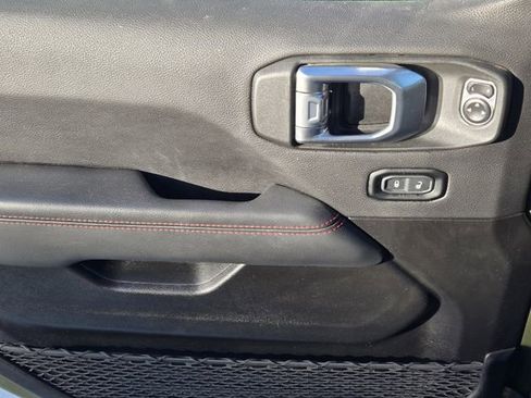 Certified 2023 Jeep Gladiator Rubicon w/ Cold Weather Group image 25