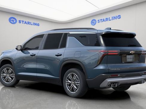 New 2026 Chevrolet Traverse LT w/ Driver Confidence Package FWD image 2