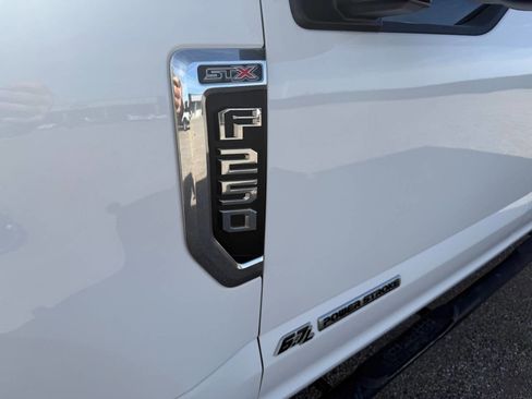 Used 2018 Ford F250 XL w/ STX Appearance Package image 15
