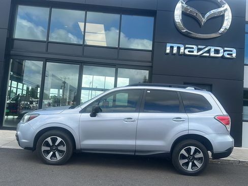 Used 2017 Subaru Forester 2.5i w/ Alloy Wheel Package AWD/4WD image 35