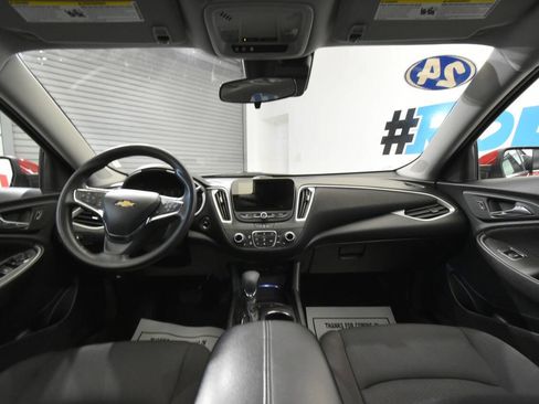 Used 2024 Chevrolet Malibu LT image 17