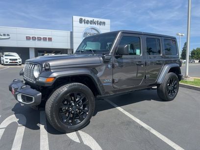 Used 2025 Jeep Wrangler Unlimited Sahara w/ Safety Group