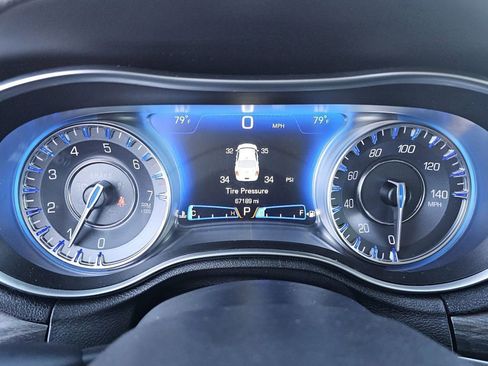 Used 2020 Chrysler 300 Touring w/ Sport Appearance Package AWD/4WD image 30