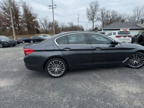 Used 2017 BMW 540i xDrive image 8