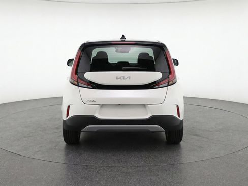 Used 2025 Kia Soul LX w/ LX Technology Package image 7