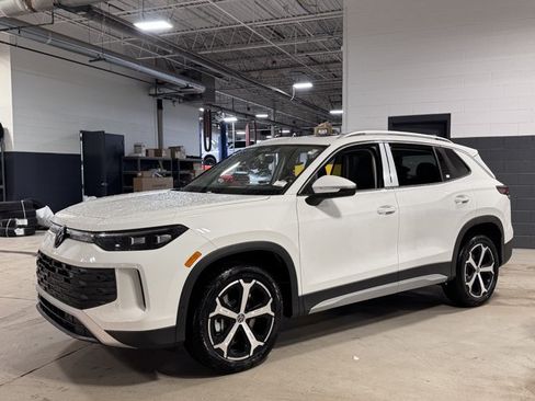 New 2026 Volkswagen Tiguan SE AWD/4WD image 21