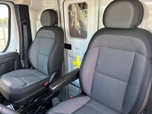 New 2024 RAM ProMaster 3500 w/ Convenience Group image 18