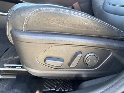 Used 2022 Hyundai Tucson Limited w/ Cargo Package image 10