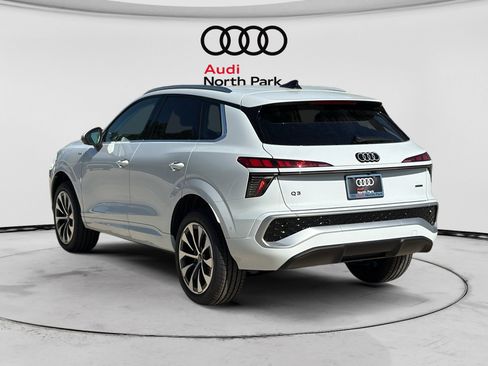 New 2026 Audi Q3 quattro 2.0T AWD/4WD image 5