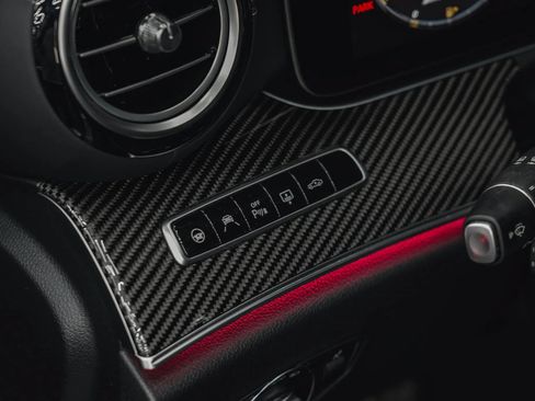 Used 2019 Mercedes-Benz E 63 AMG S image 43