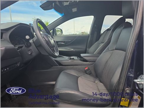 Used 2021 Toyota Venza XLE w/ Carpet Mat Package (TMS) AWD/4WD image 13