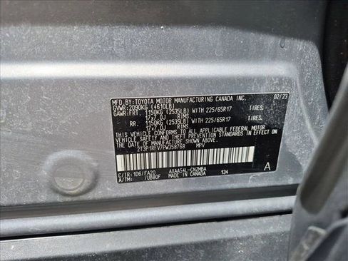 Used 2023 Toyota RAV4 XLE AWD/4WD image 25