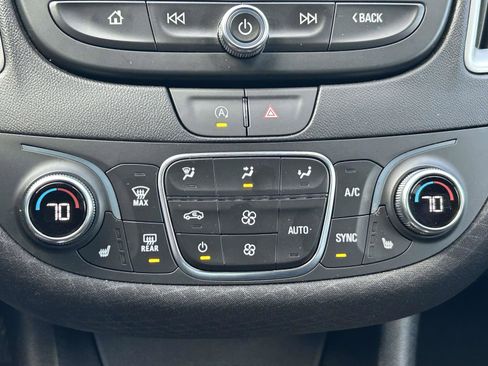 Used 2024 Chevrolet Malibu LT image 24