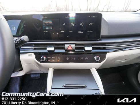 New 2026 Kia Sportage EX w/ EX Panoramic Sunroof Package image 15