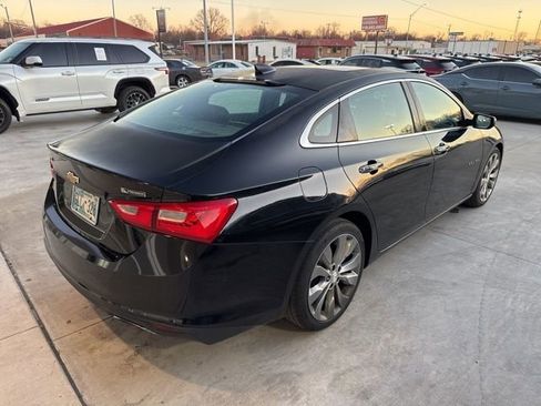 Used 2016 Chevrolet Malibu Premier w/ Driver Confidence Package II image 4
