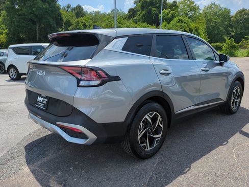 Certified 2023 Kia Sportage LX FWD image 5